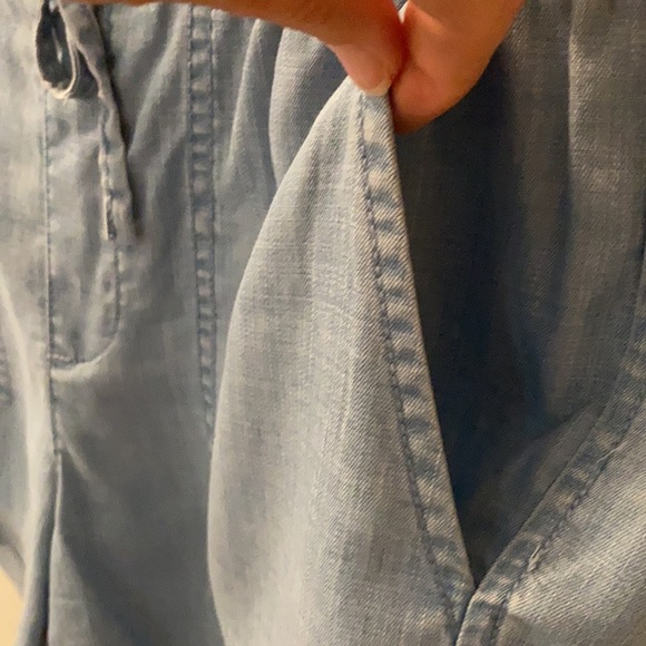 Chambray Paperbag Shorts Size XS Like New Vince Camuto - Picture 4 of 8